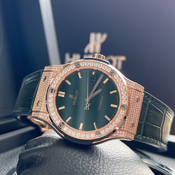 ウブロコピー時計正面デザイン